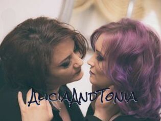 AliciaAndTonia Liquisexxx