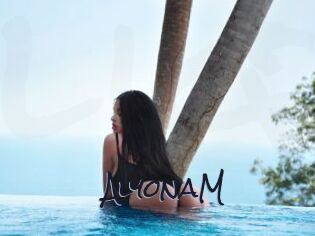 AlyonaM