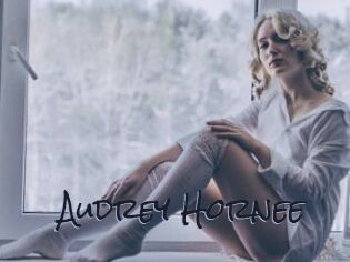 Audrey_Hornee