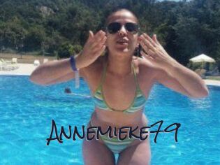 Annemieke79