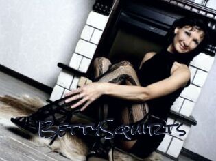 BettySquirts