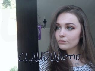CLAUDIAhotie