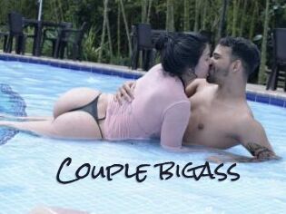 Couple_bigass