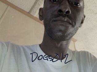 Dogs012