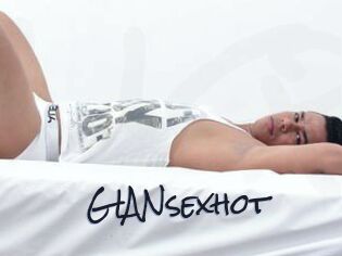 GIANsexhot