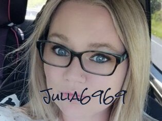 Julia6969