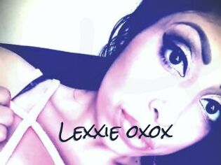 Lexxie_oxox
