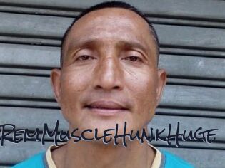 SexieRemMuscleHunkHuge
