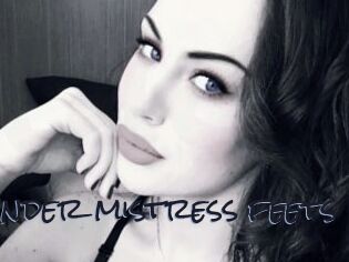 Under_mistress_feets